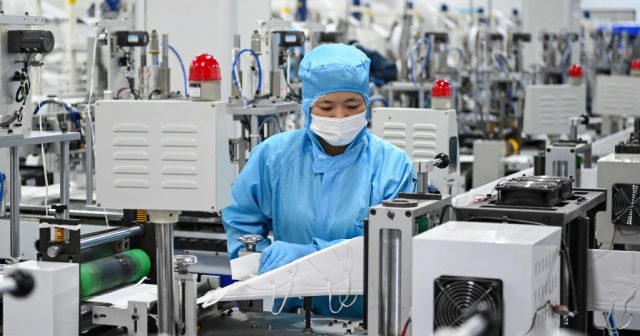 Chinese Mainland Ensures Medical Supplies Delivered To Hong Kong